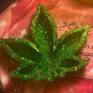 Glittery Green Leaf Party Decoration Ashtray